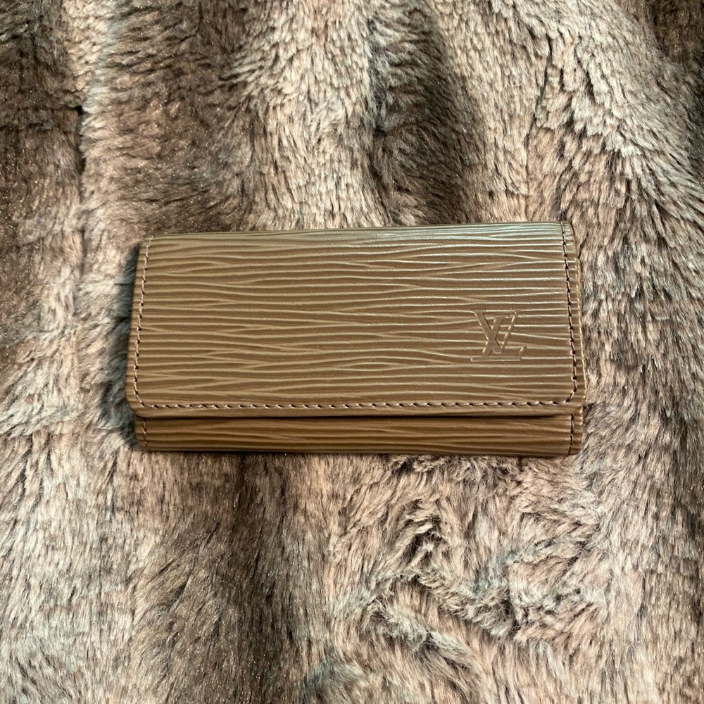 Louis Vuitton Key Holder